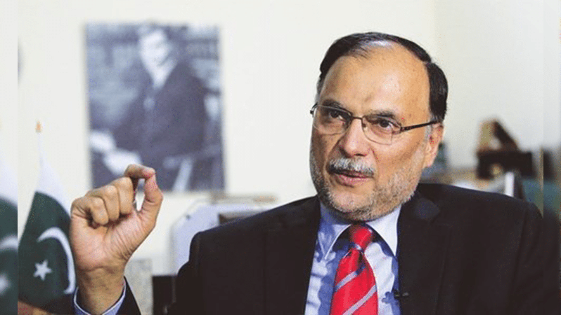Ahsan Iqbal Asks PM for Role in IMF Talks