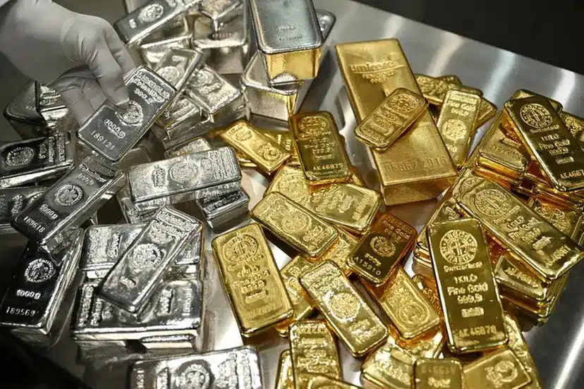 Gold Declines 4th Consecutive Day in Pakistan