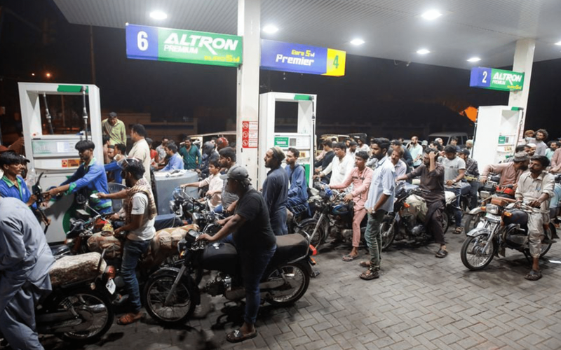 Petrol Remains Above Rs. 390 After Another Decrease