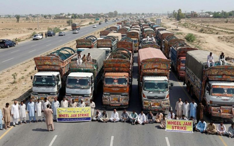 Goods Transporters Warns of Another Strike Due to Karachi Port Parking Dispute