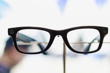 LHC Seeks Government Response on Sale of Camera-Equipped Glasses